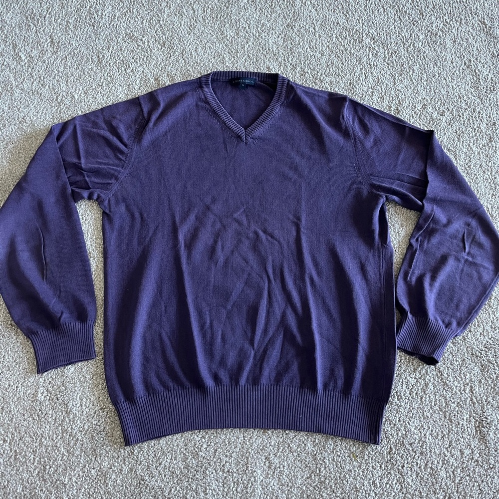 Made in Italy: Purple Fine Cotton V-Neck Sweater Lightweight Knit